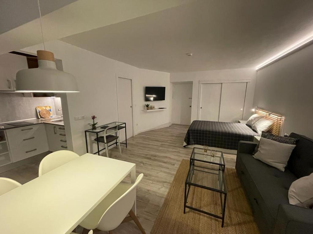 Apartamento C Y L Torremolinos Exterior foto